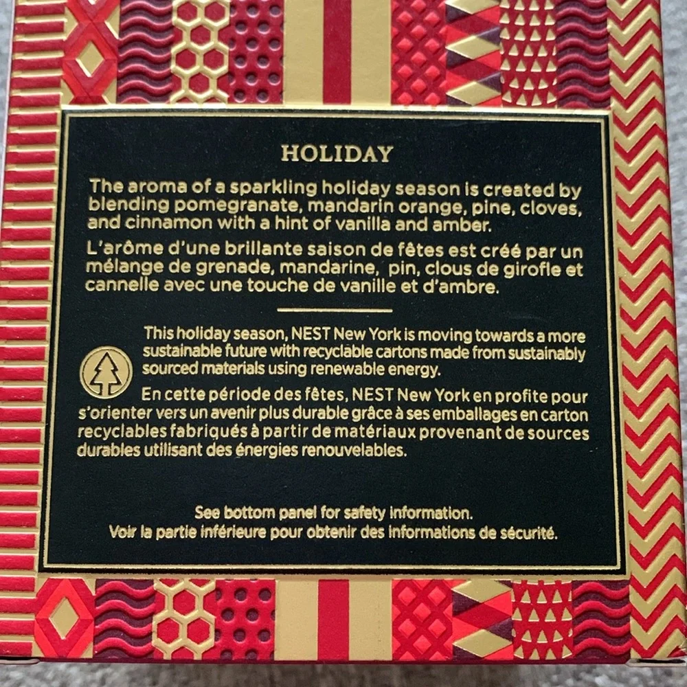 New Nest Holiday Candle 8.1oz - Picture 2 of 6